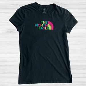 Lot of 2 - SMALL T-Shirts Black NORTH FACE & Red Plain TEE Teen Junior Rainbow